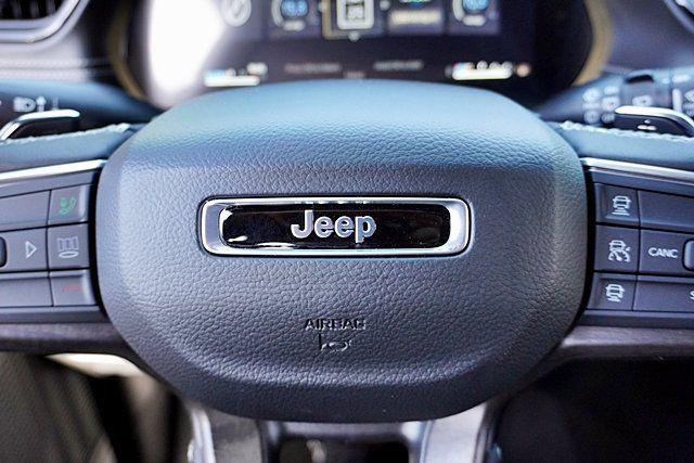2026 Jeep Grand Cherokee L Altitude 4x4