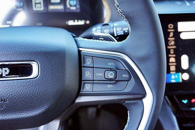 2026 Jeep Grand Cherokee L Altitude 4x4