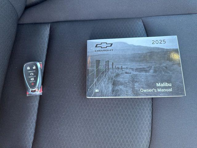 2025 Chevrolet Malibu FWD 1LT