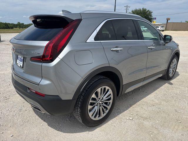 2023 Cadillac XT4 FWD Premium Luxury