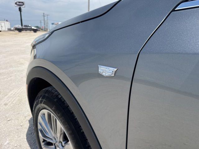 2023 Cadillac XT4 FWD Premium Luxury