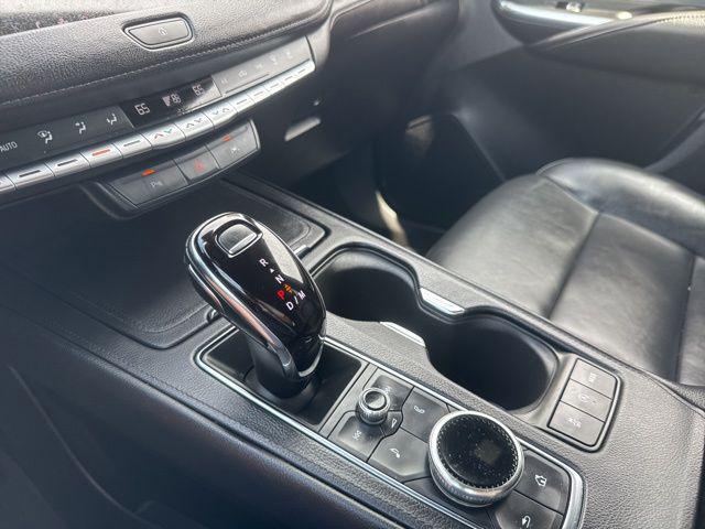 2023 Cadillac XT4 FWD Premium Luxury