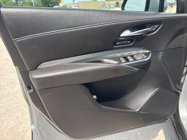 2023 Cadillac XT4 FWD Premium Luxury