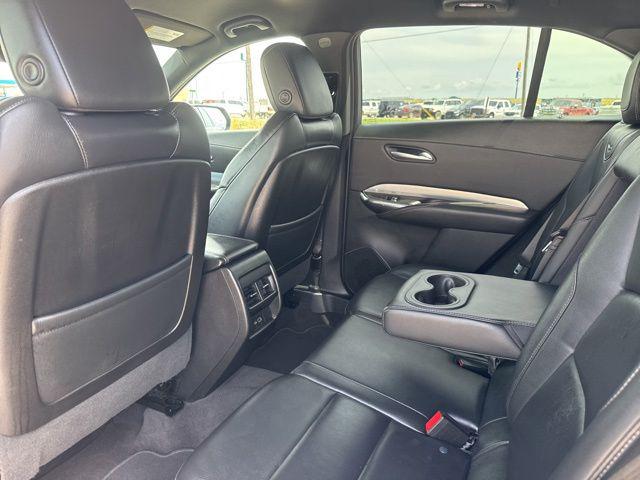 2023 Cadillac XT4 FWD Premium Luxury