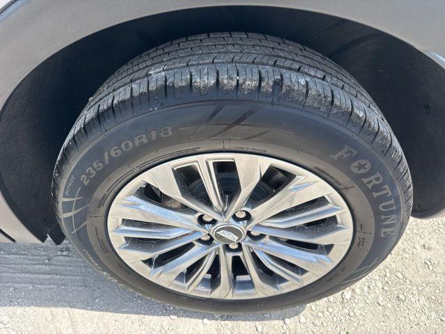 2023 Cadillac XT4 FWD Premium Luxury