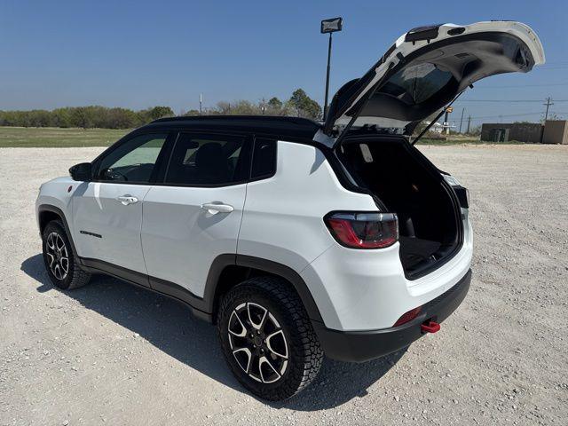 2025 Jeep Compass Trailhawk 4x4