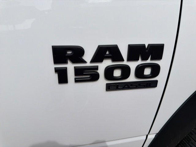 2024 Ram 1500 Classic Warlock Crew Cab 4x4 5'7" Box
