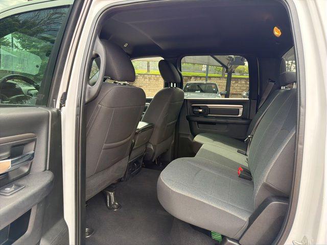 2024 Ram 1500 Classic Warlock Crew Cab 4x4 5'7" Box