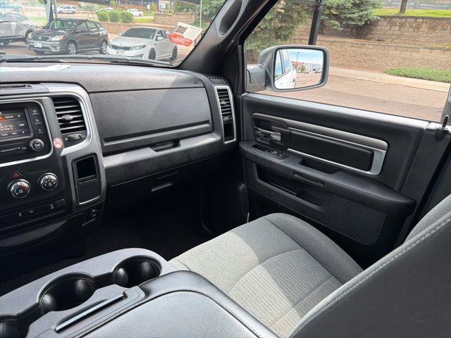 2024 Ram 1500 Classic Warlock Crew Cab 4x4 5'7" Box
