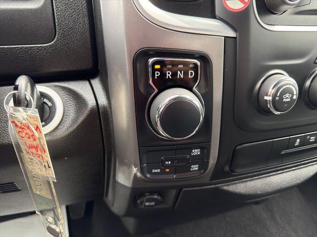 2024 Ram 1500 Classic Warlock Crew Cab 4x4 5'7" Box
