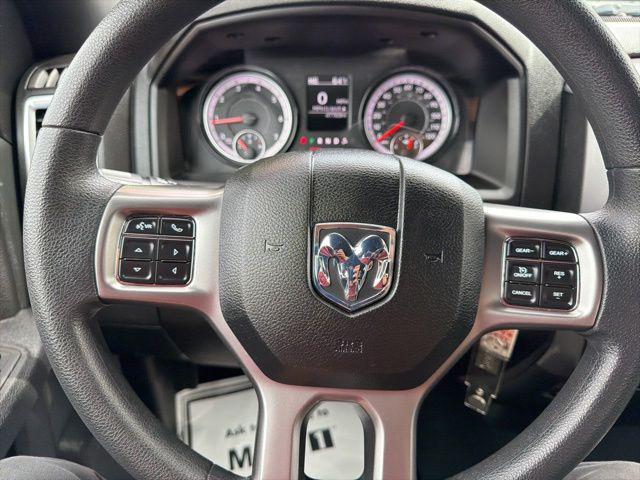 2024 Ram 1500 Classic Warlock Crew Cab 4x4 5'7" Box