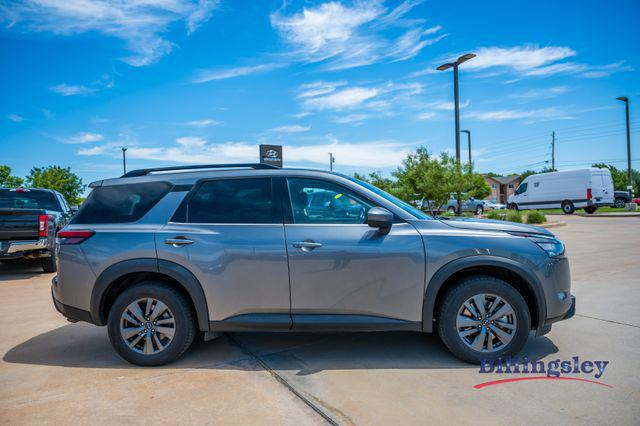 2023 Nissan Pathfinder SV 4WD