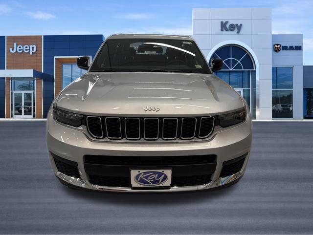 2026 Jeep Grand Cherokee L Altitude 4x4