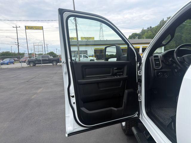 2024 Ram 5500 Tradesman/SLT/Laramie/Limited