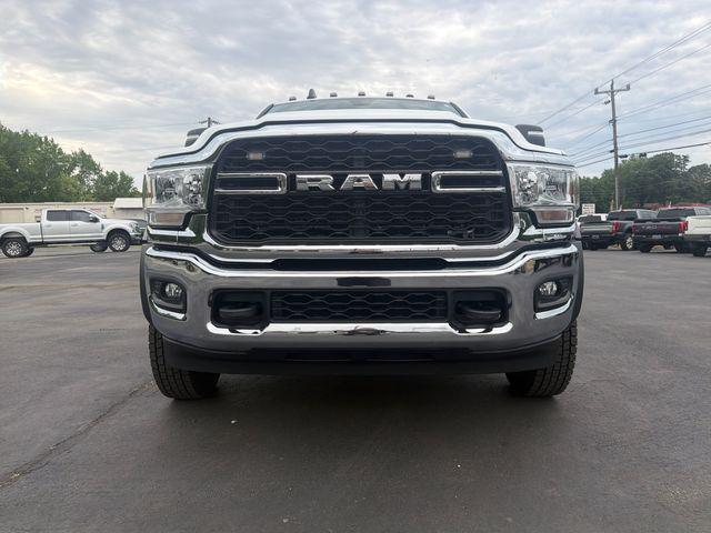 2024 Ram 5500 Tradesman/SLT/Laramie/Limited