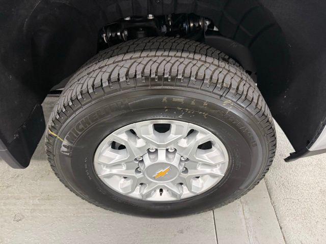 2026 Chevrolet Silverado 3500HD Crew Cab, Long Bed, LT Dual Rear Wheel, RWD