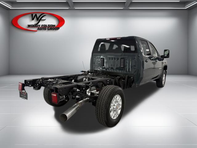 2026 Chevrolet Silverado 3500HD Crew Cab, Long Bed, LT Dual Rear Wheel, RWD