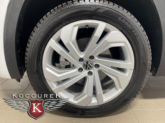 2023 Volkswagen Atlas Cross Sport 2.0T SEL R-Line Black