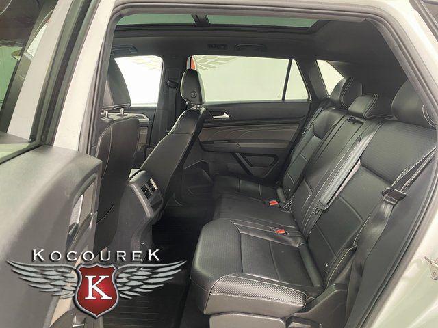 2023 Volkswagen Atlas Cross Sport 2.0T SEL R-Line Black
