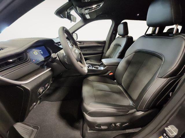 2026 Jeep Grand Cherokee L Altitude 4x4