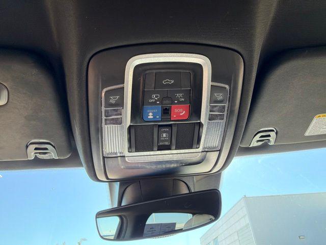 2023 Ram 1500 Limited Crew Cab 4x4 5'7" Box
