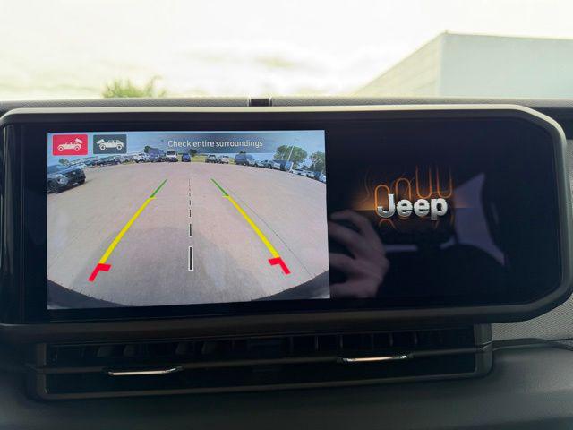 2024 Jeep Wrangler 4-Door Sahara 4x4