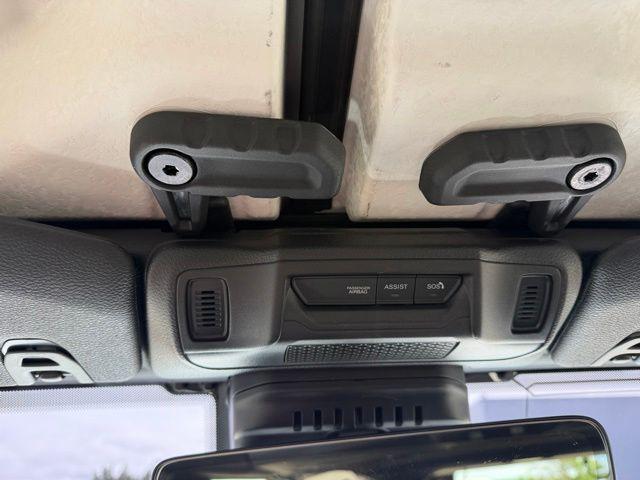 2024 Jeep Wrangler 4-Door Sahara 4x4