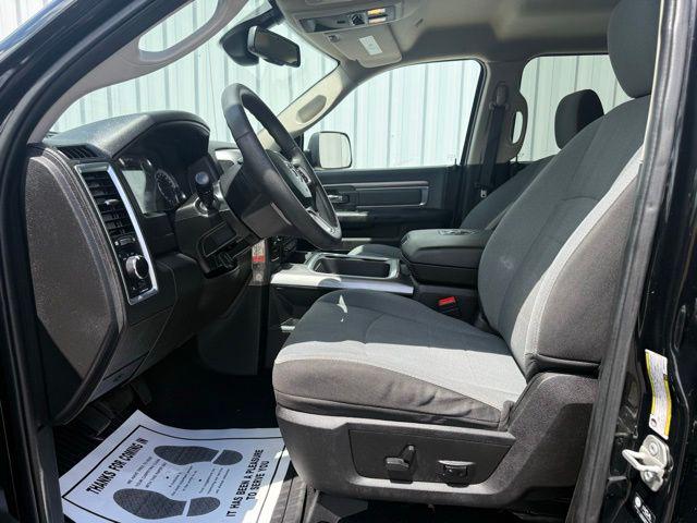 2023 Ram 1500 Classic SLT Crew Cab 4x4 5'7" Box