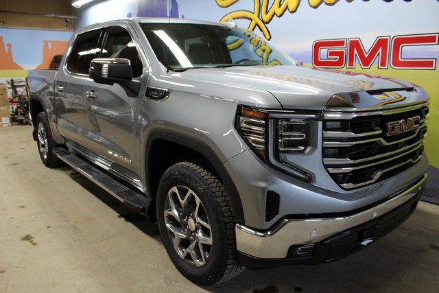 2026 GMC Sierra 1500 Crew Cab, Short Bed, SLT, 4WD