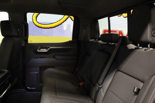 2026 GMC Sierra 1500 Crew Cab, Short Bed, SLT, 4WD