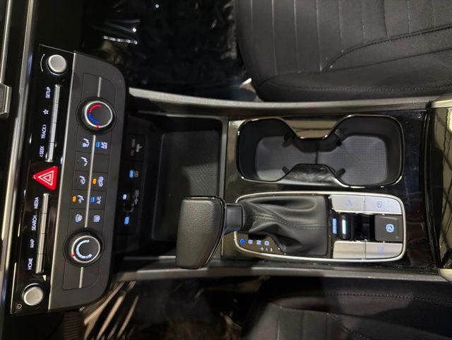 2025 Hyundai Santa Cruz SE