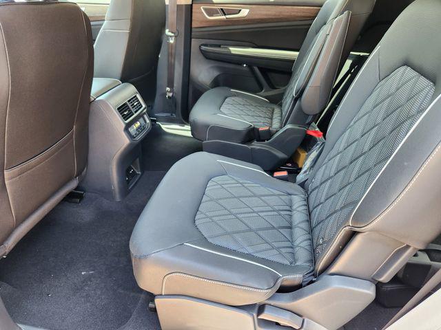 2026 Volkswagen Atlas SEL Premium R-Line
