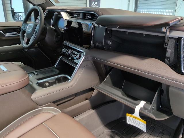 2026 GMC Sierra 2500HD Crew Cab, Standard Bed, Denali, 4WD