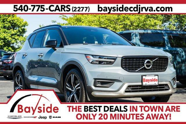 2021 Volvo XC40 T5 R-Design 2021 Volvo XC40 T5 R-Design