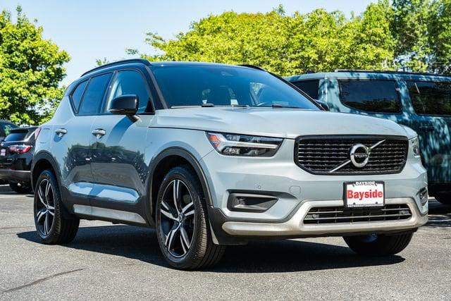 2021 Volvo XC40 T5 R-Design 2021 Volvo XC40 T5 R-Design