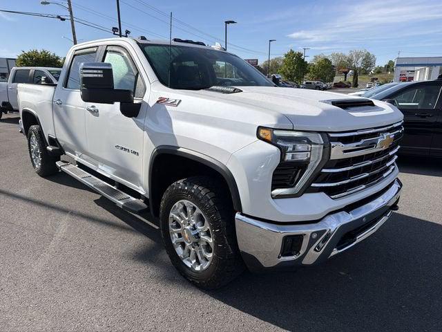 2024 Chevrolet Silverado 2500HD 4WD Crew Cab Standard Bed LTZ