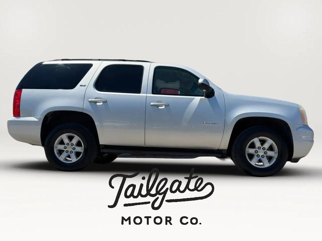 2011 GMC Yukon 4WD SLT's photo
