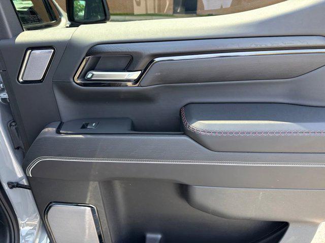 2025 GMC Sierra 1500 4WD Crew Cab Short Box AT4X