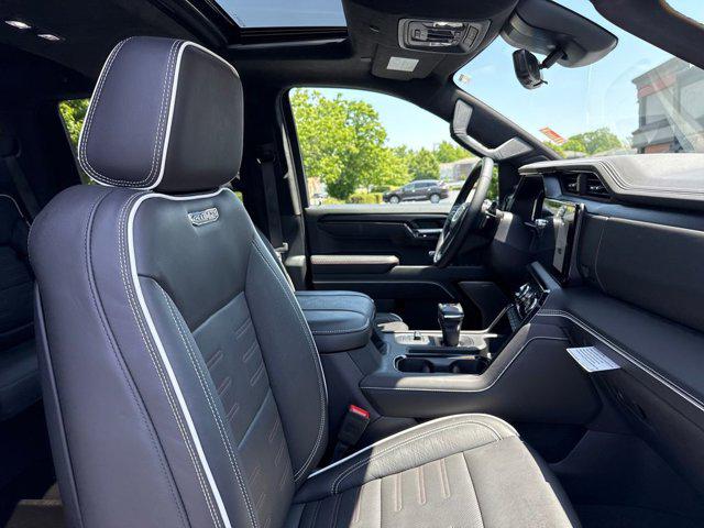 2025 GMC Sierra 1500 4WD Crew Cab Short Box AT4X