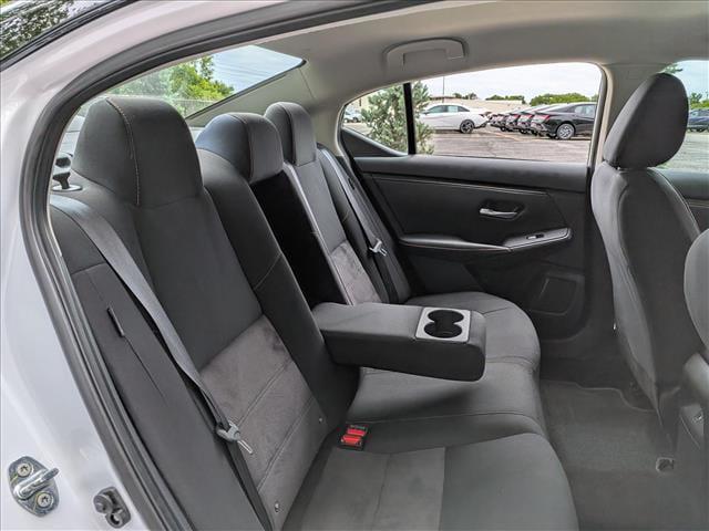 2023 Nissan Sentra SR Xtronic CVT