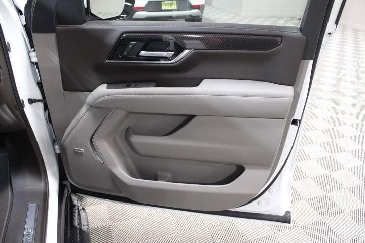 2026 GMC Yukon XL 4WD Elevation