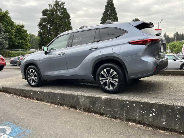 2021 Toyota Highlander Hybrid XLE