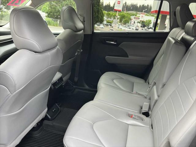 2021 Toyota Highlander Hybrid XLE