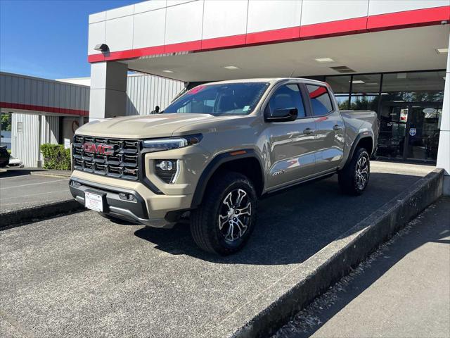 2024 GMC Canyon 4WD AT4