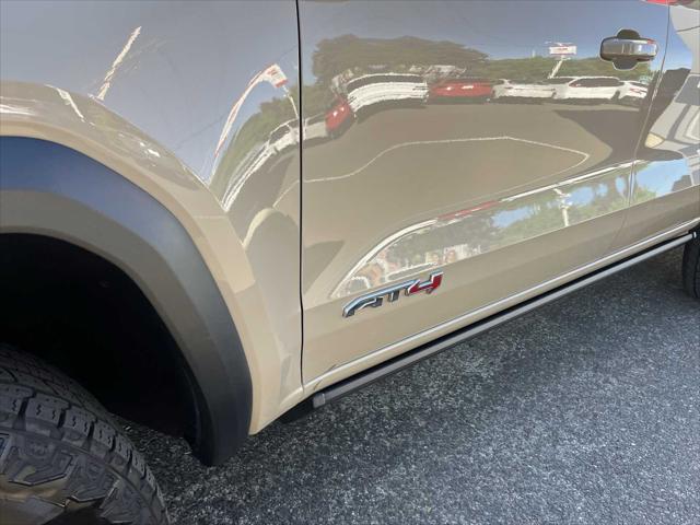 2024 GMC Canyon 4WD AT4