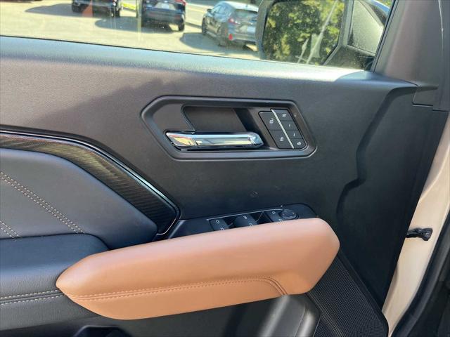 2024 GMC Canyon 4WD AT4