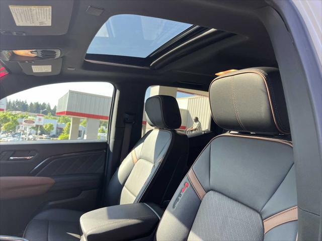 2024 GMC Canyon 4WD AT4