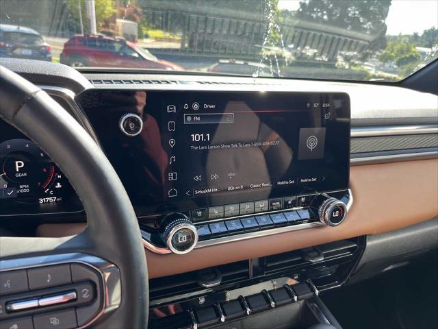 2024 GMC Canyon 4WD AT4