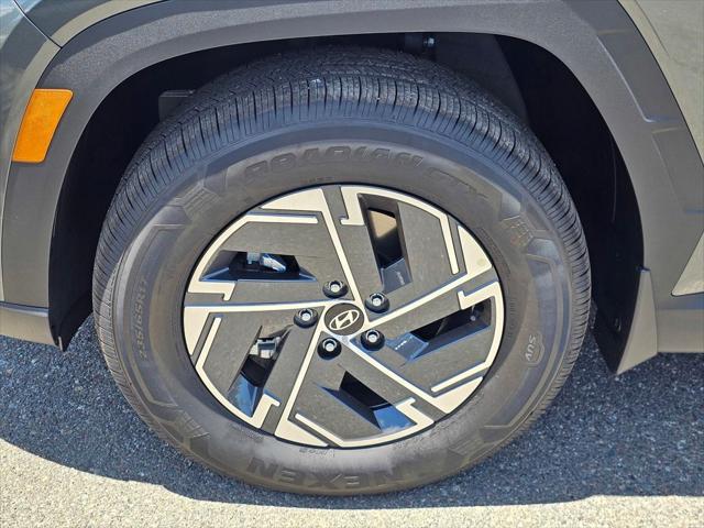 2026 Hyundai Tucson Hybrid Blue SE
