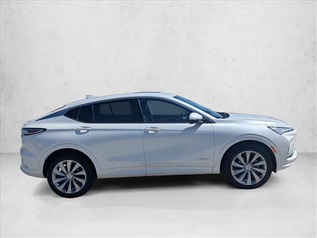 2024 Buick NV Avenir FWD